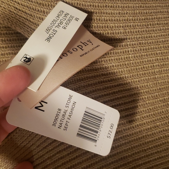 Sweater - Picture 2 of 4